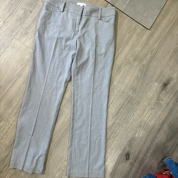 New York & Company Stretch Gray Dress Pants Straight Leg Sz 2 Mid Rise Career - Picture 1 of 8